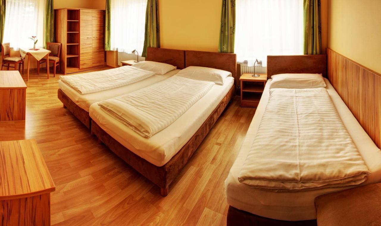 Pension Jahn Salzburgo Quarto foto